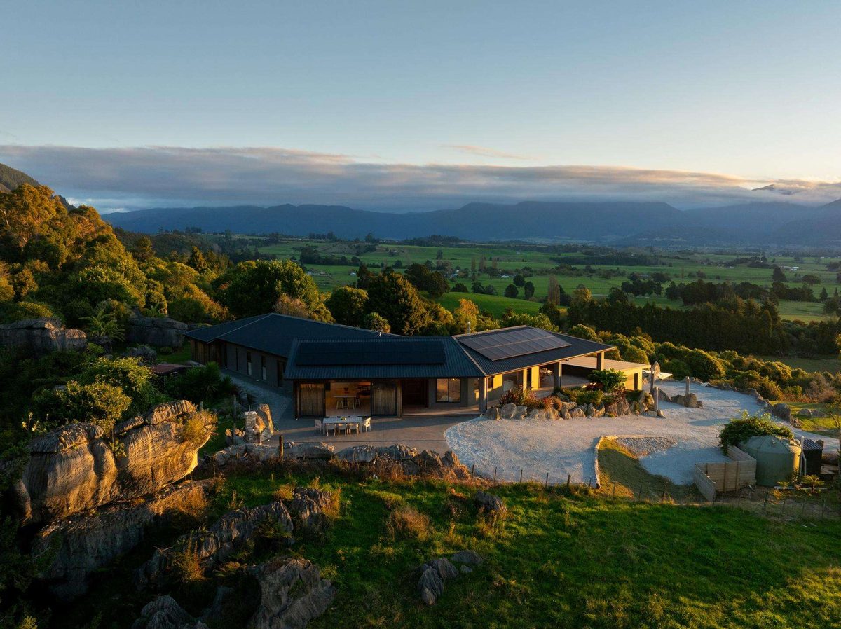 120 Patons Rock Road photo 3