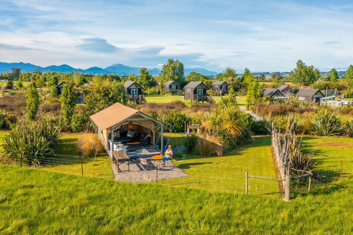 Appleby House & Rabbit Island Huts photo 2