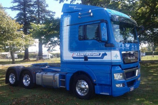 Brooks Auto Painters Ltd photo 3