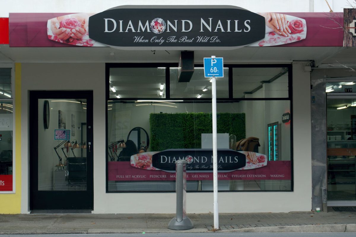 Diamond Nails photo 1