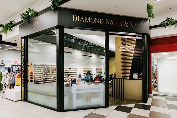 Diamond Nails