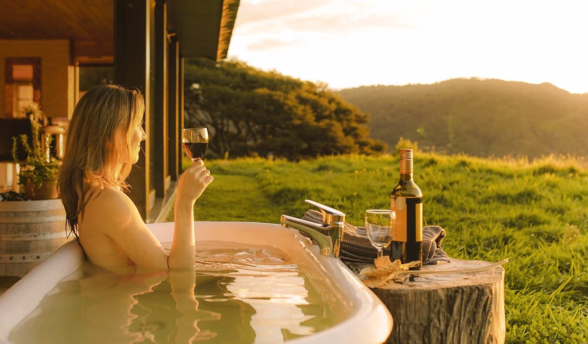 Golden Bay Hideaway: Eco-accommodation at the northern end of the Abel Tasman Coast Track. Book direct and pay 25% less. photo 2