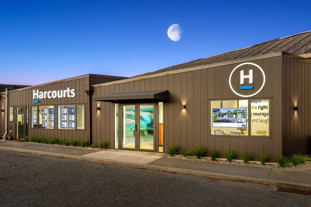 Harcourts Mapua photo 2