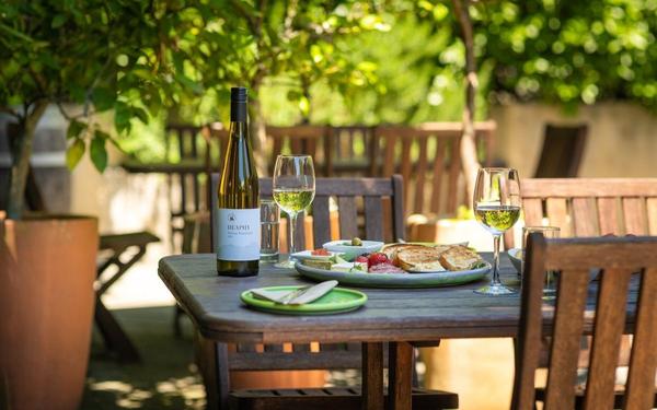 Heaphy Cellar Door & Cafe