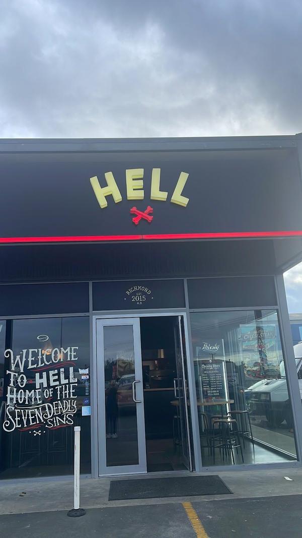 HELL Pizza Richmond (NELSON)