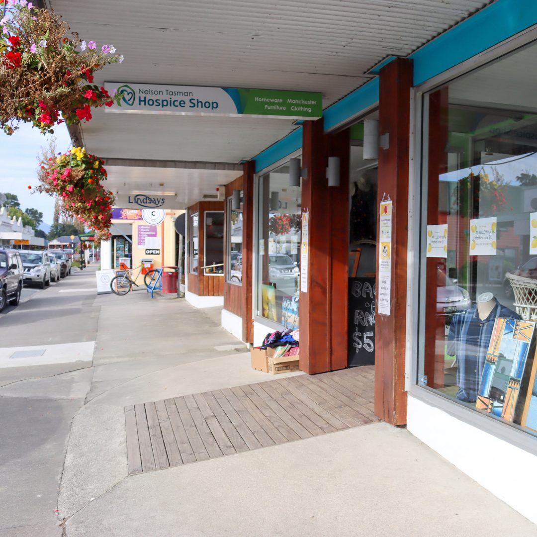 Hospice Shop Richmond Superstore photo 3