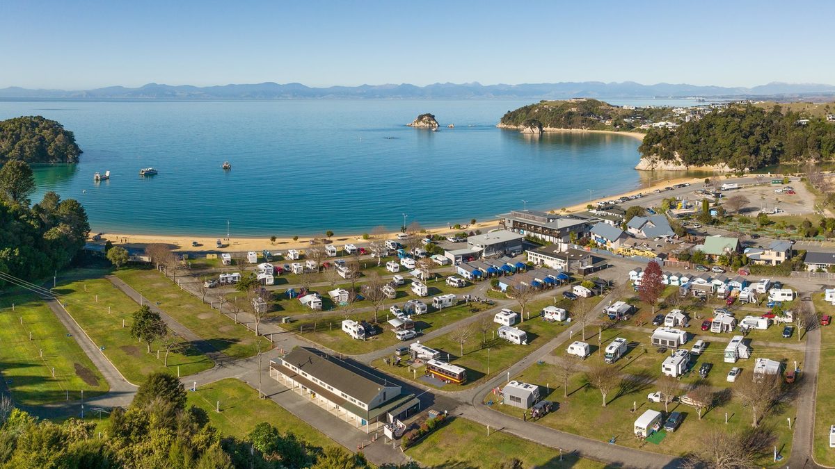 Kaiteriteri Motor Camp photo 1