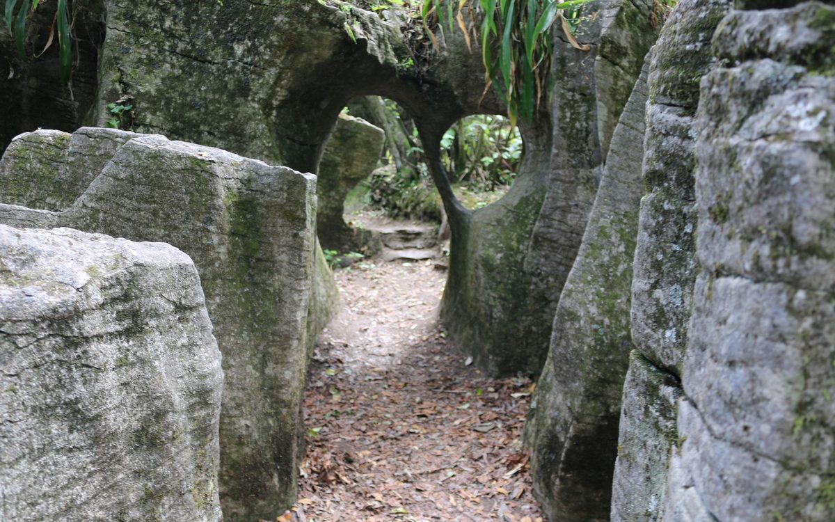 Labyrinth Rocks photo 1