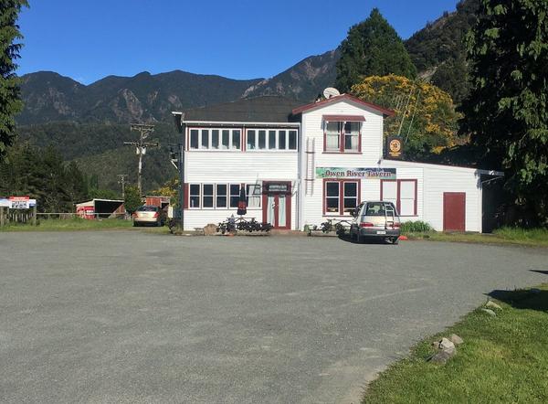 Owen River Tavern & Motels