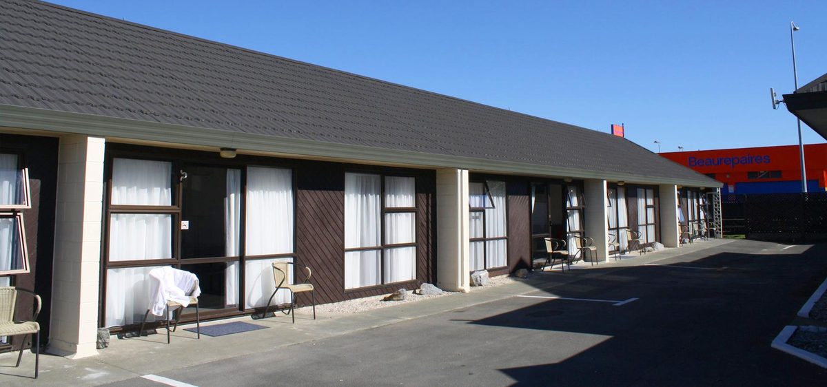 Oxford Court Motel photo 2