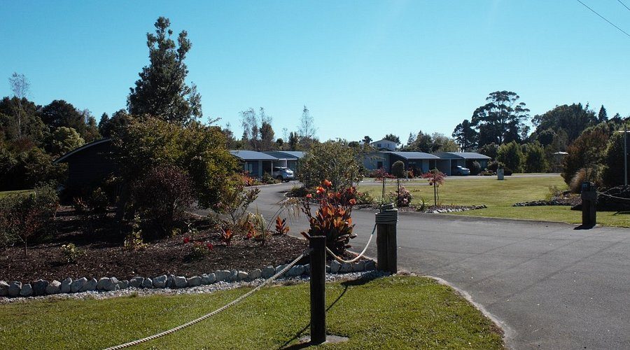 Patons Rock Beach Villas, Takaka, Golden Bay photo 3