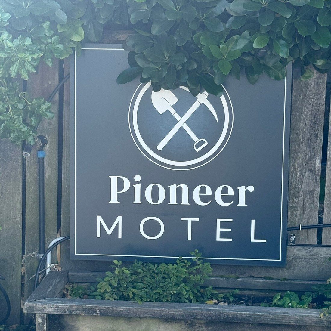 Pioneer Motels Collingwood photo 1