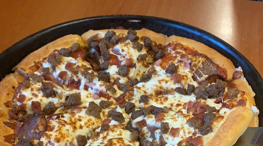 Pizza Hut Richmond photo 3