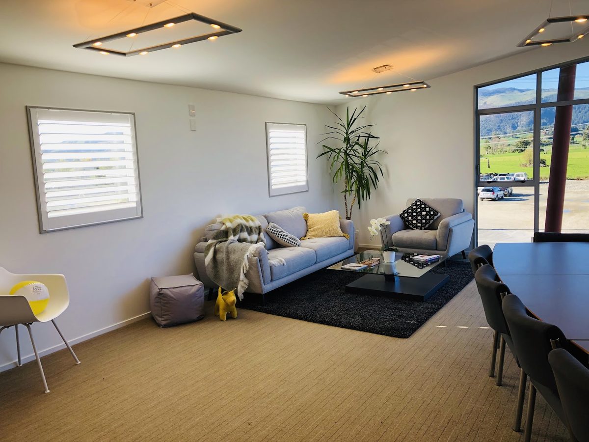 Ray White Golden Bay photo 1
