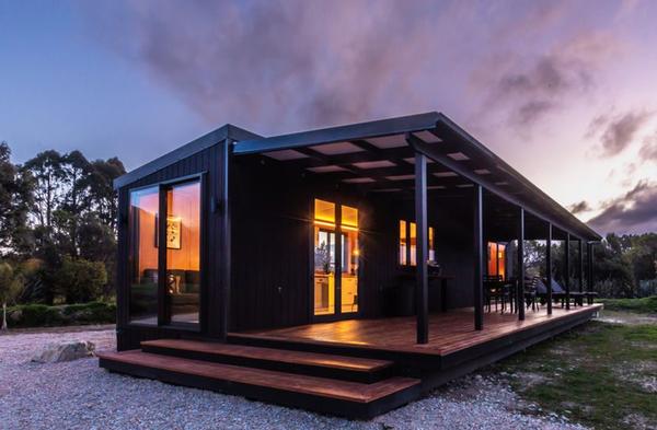 Ruru Tiny House Pohara