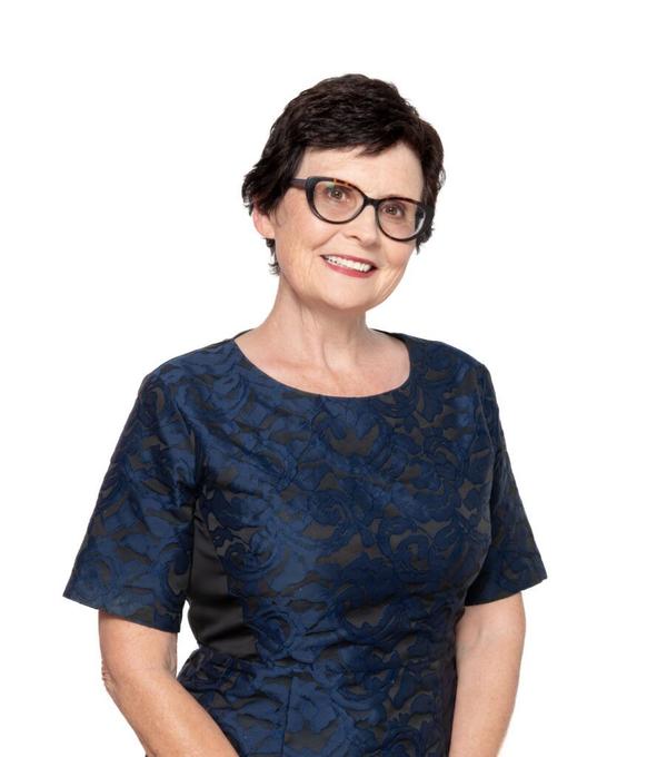 Sharron Wetere || Park Lane || Luxury Real Estate