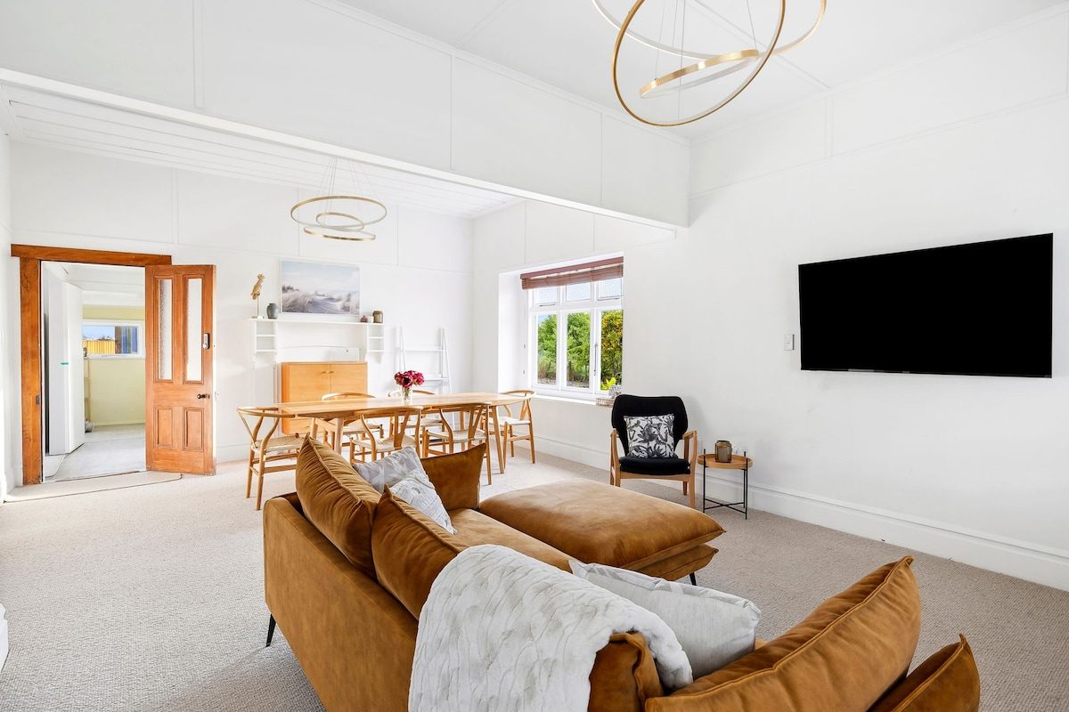 Skyway Villa photo 2