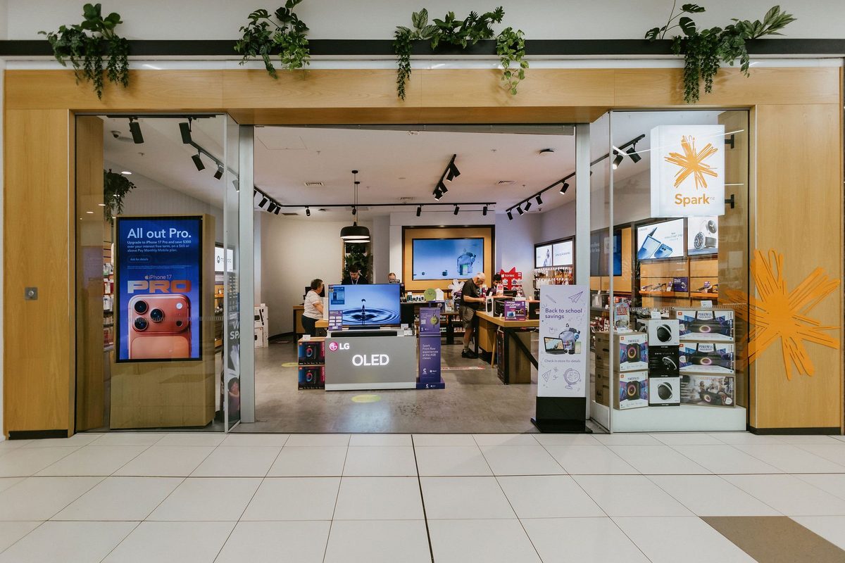 Spark Store Richmond Mall photo 1