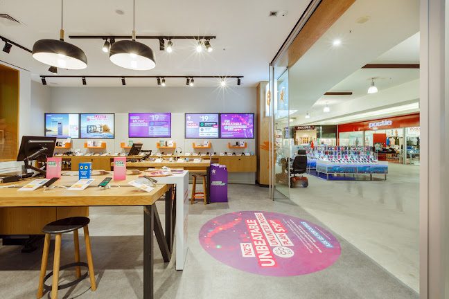 Spark Store Richmond Mall photo 3