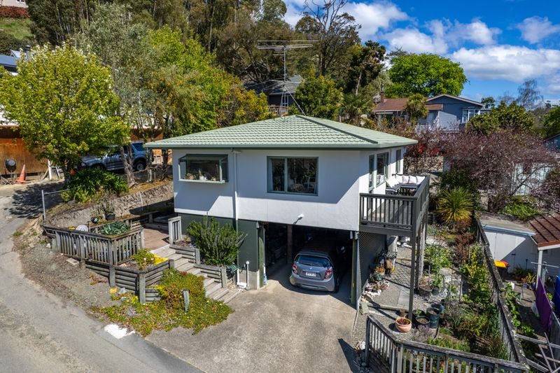 Tall Poppy Real Estate- Owen Tasker photo 3