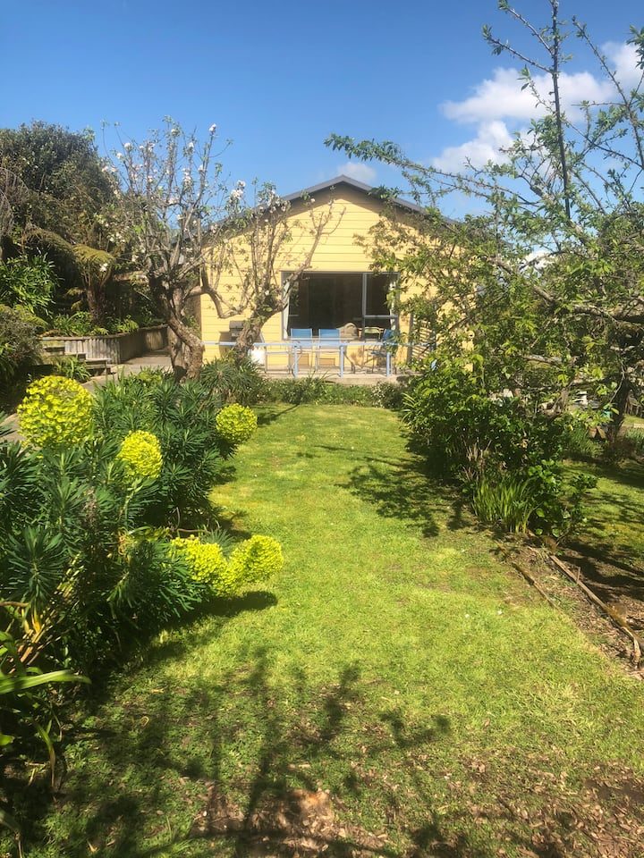 Tapu Bay Retreat photo 2