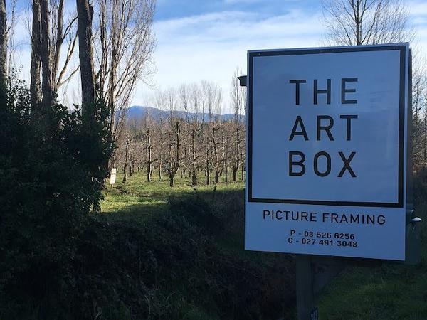 The Art Box- Lance Trollé