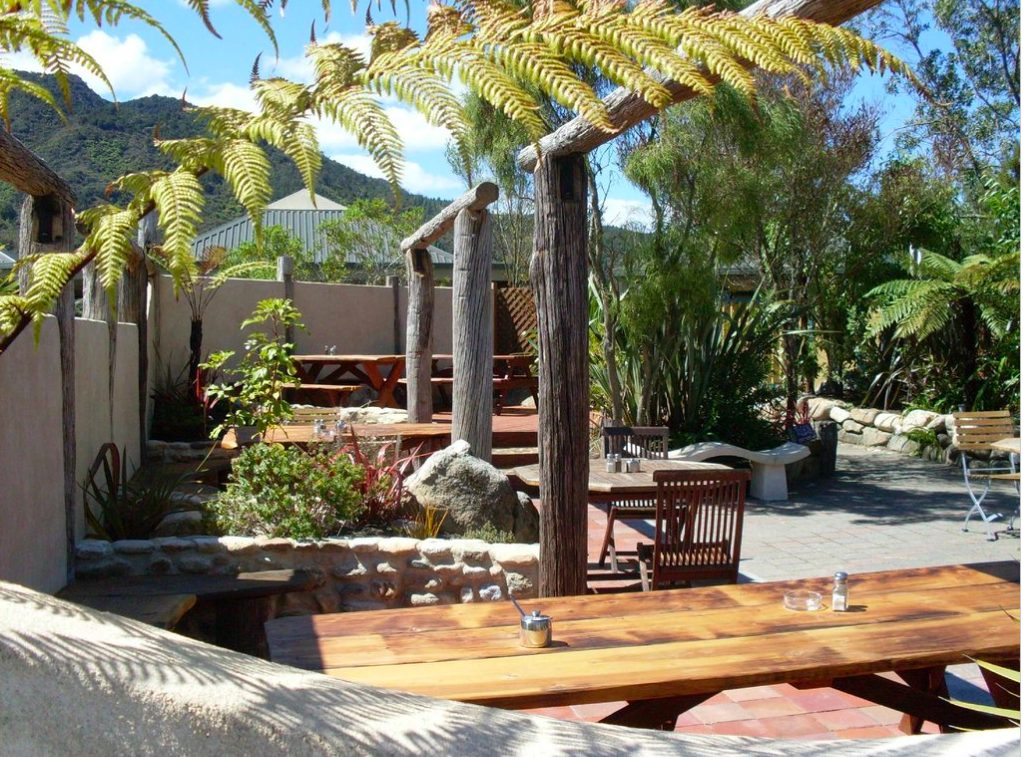 The Park Cafe Marahau photo 3