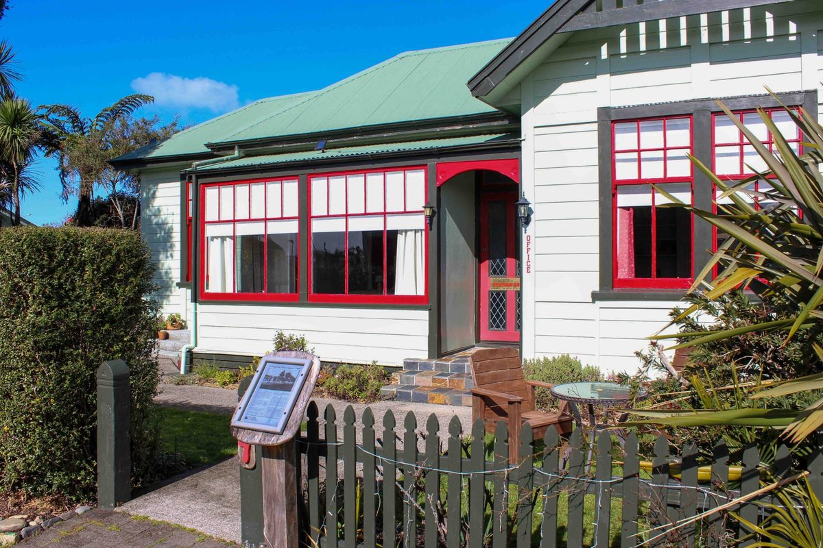 The Station House Motel photo 2