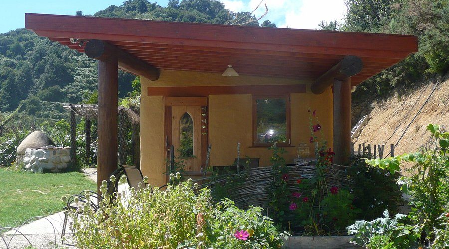 Totos Café & Pizzeria photo 2